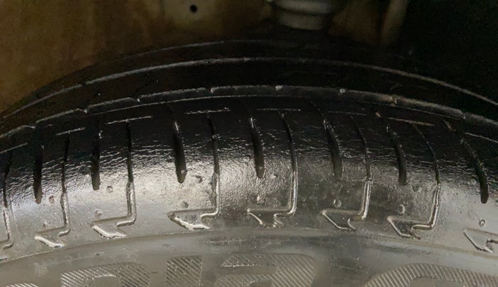 2021 Maruti IGNIS ZETA 1.2, Petrol, Manual, 56,679 km, Right Front Tyre Tread