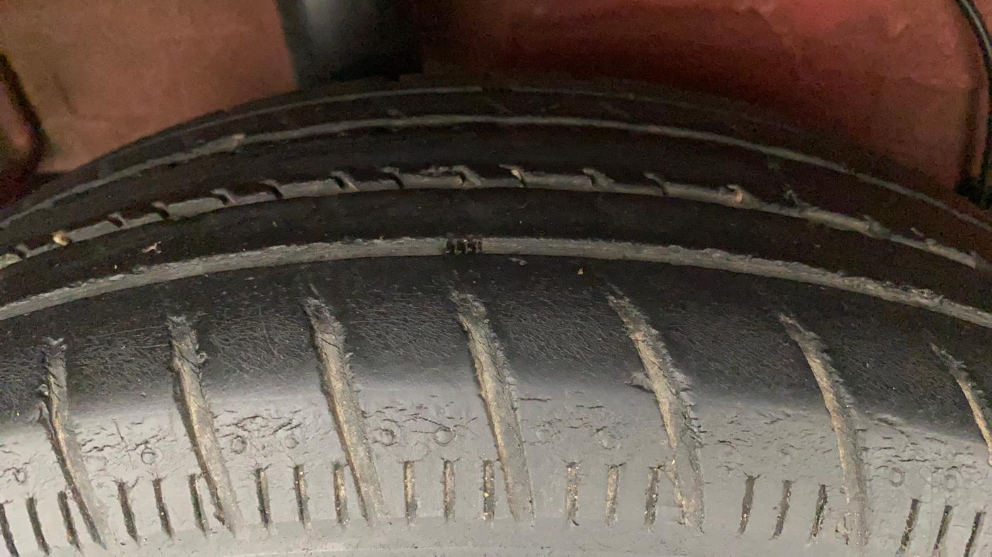 2016 Maruti Celerio VXI AMT (O), Petrol, Automatic, 66,596 km, Right Rear Tyre Tread