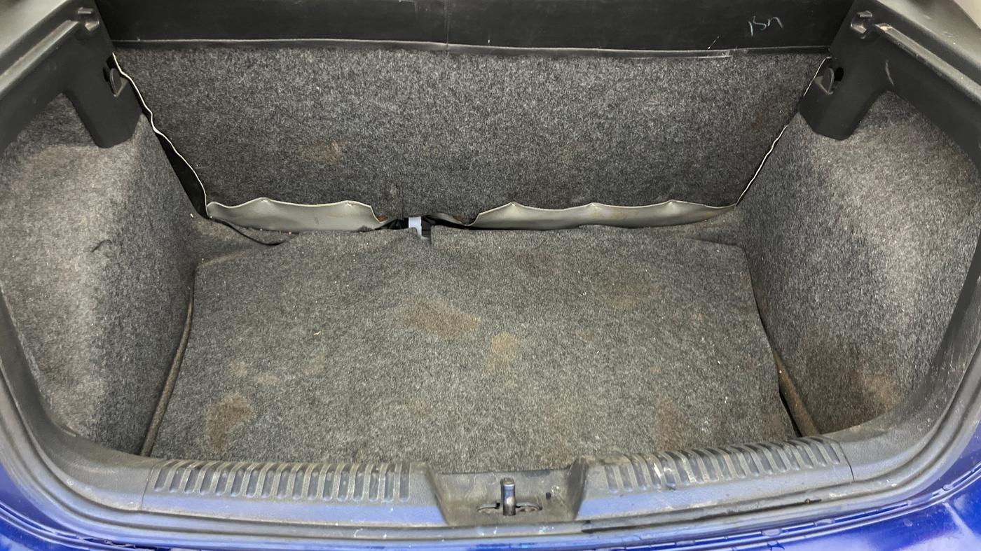 2019 Volkswagen Polo TRENDLINE 1.0L, Petrol, Manual, 1,01,069 km, Boot Inside
