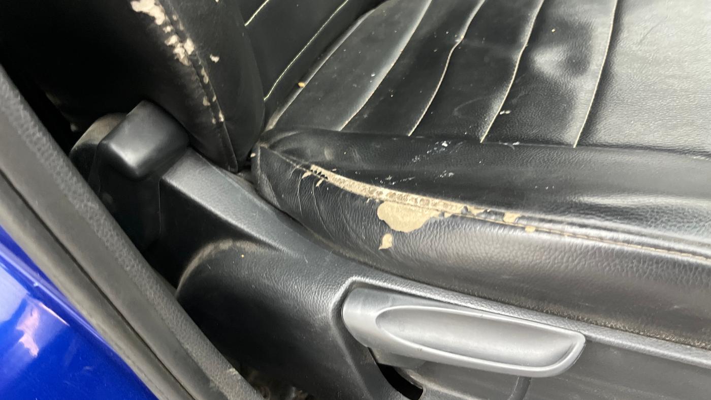 2019 Volkswagen Polo TRENDLINE 1.0L, Petrol, Manual, 1,01,069 km, Driver Side Adjustment Panel