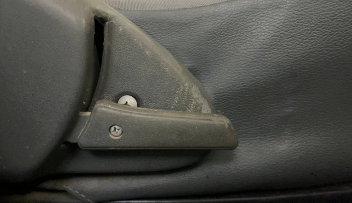 2016 Maruti Alto 800 LXI, Petrol, Manual, 44,085 km, Driver Side Adjustment Panel