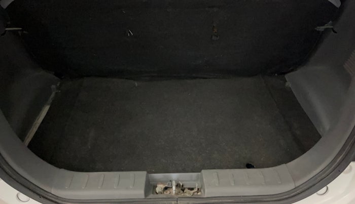 2016 Maruti Alto 800 LXI, Petrol, Manual, 44,085 km, Boot Inside