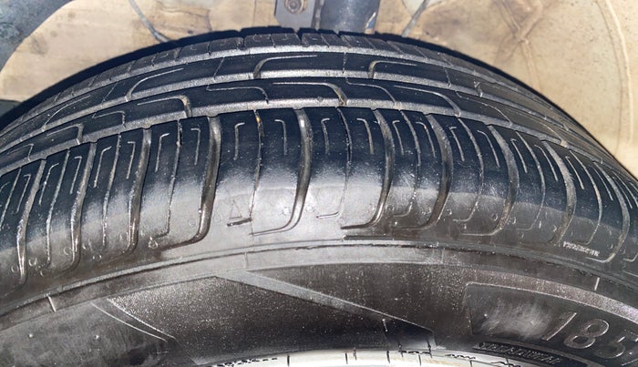 2022 Maruti Swift ZXI, Petrol, Manual, 44,785 km, Left Front Tyre Tread