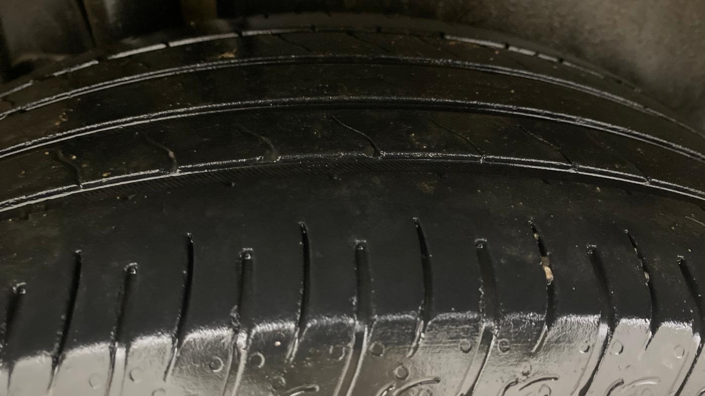 2023 Maruti BREZZA ZXI S-CNG, CNG, Manual, 41,257 km, Right Rear Tyre Tread