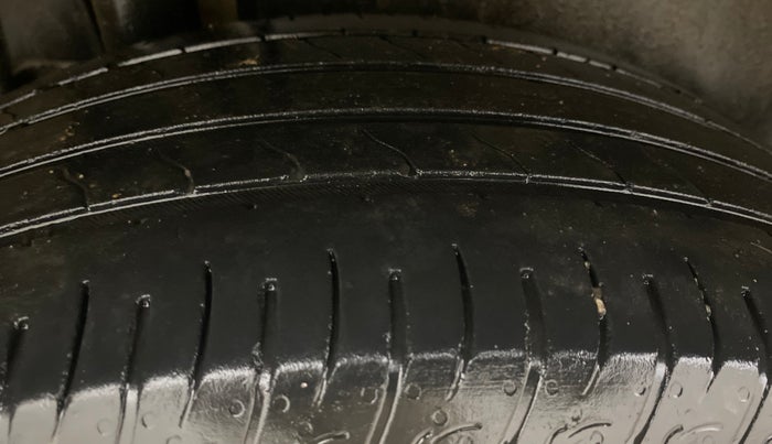 2023 Maruti BREZZA ZXI S-CNG, CNG, Manual, 41,050 km, Right Rear Tyre Tread