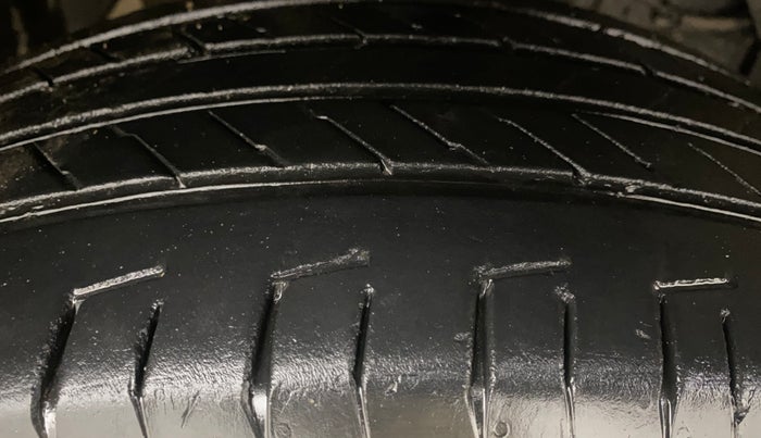 2023 Maruti BREZZA ZXI S-CNG, CNG, Manual, 41,050 km, Right Front Tyre Tread