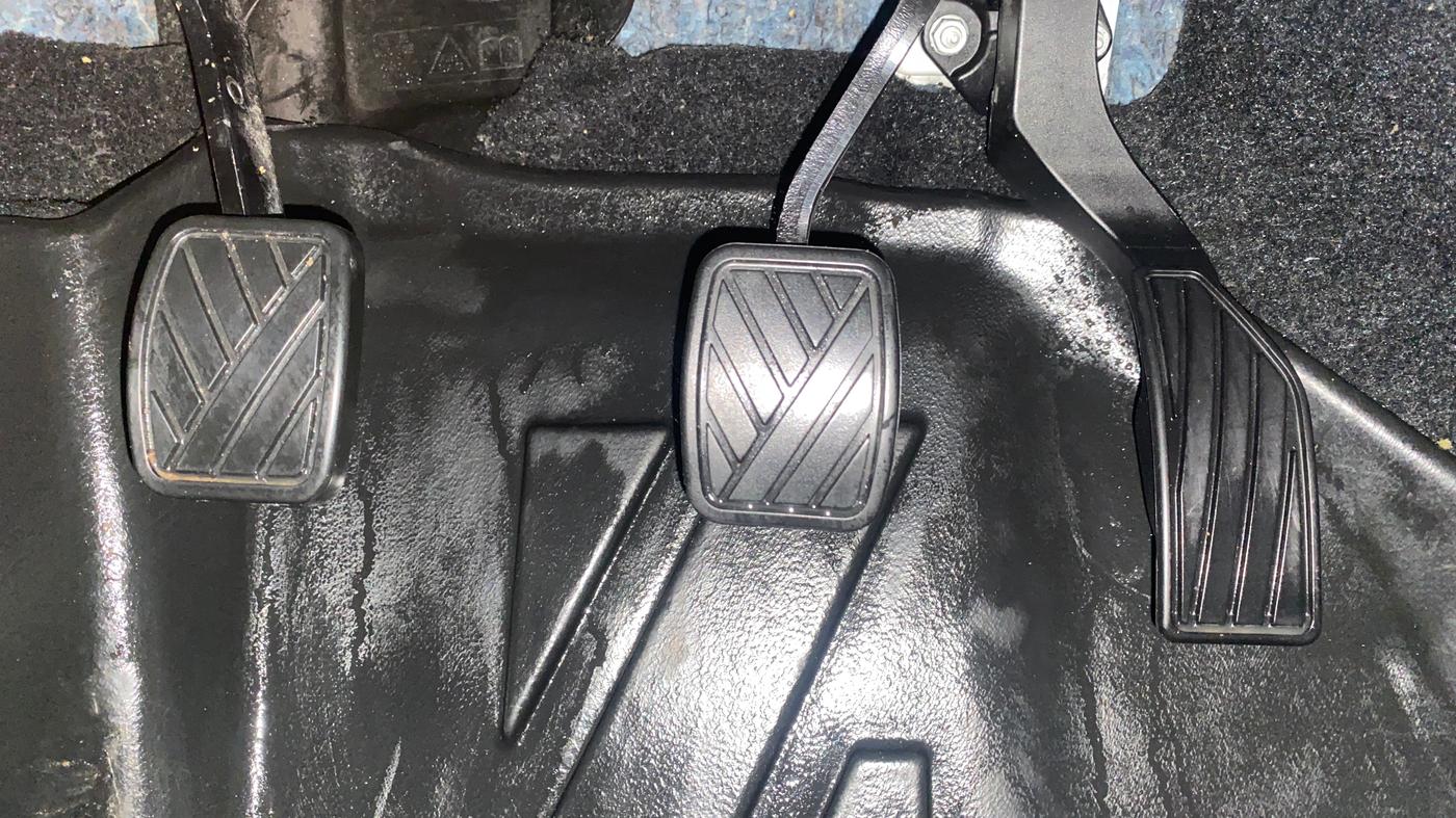 2023 Maruti BREZZA ZXI S-CNG, CNG, Manual, 41,257 km, Pedals