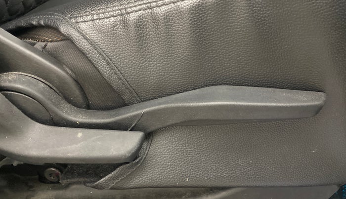 2023 Maruti BREZZA ZXI S-CNG, CNG, Manual, 41,050 km, Driver Side Adjustment Panel