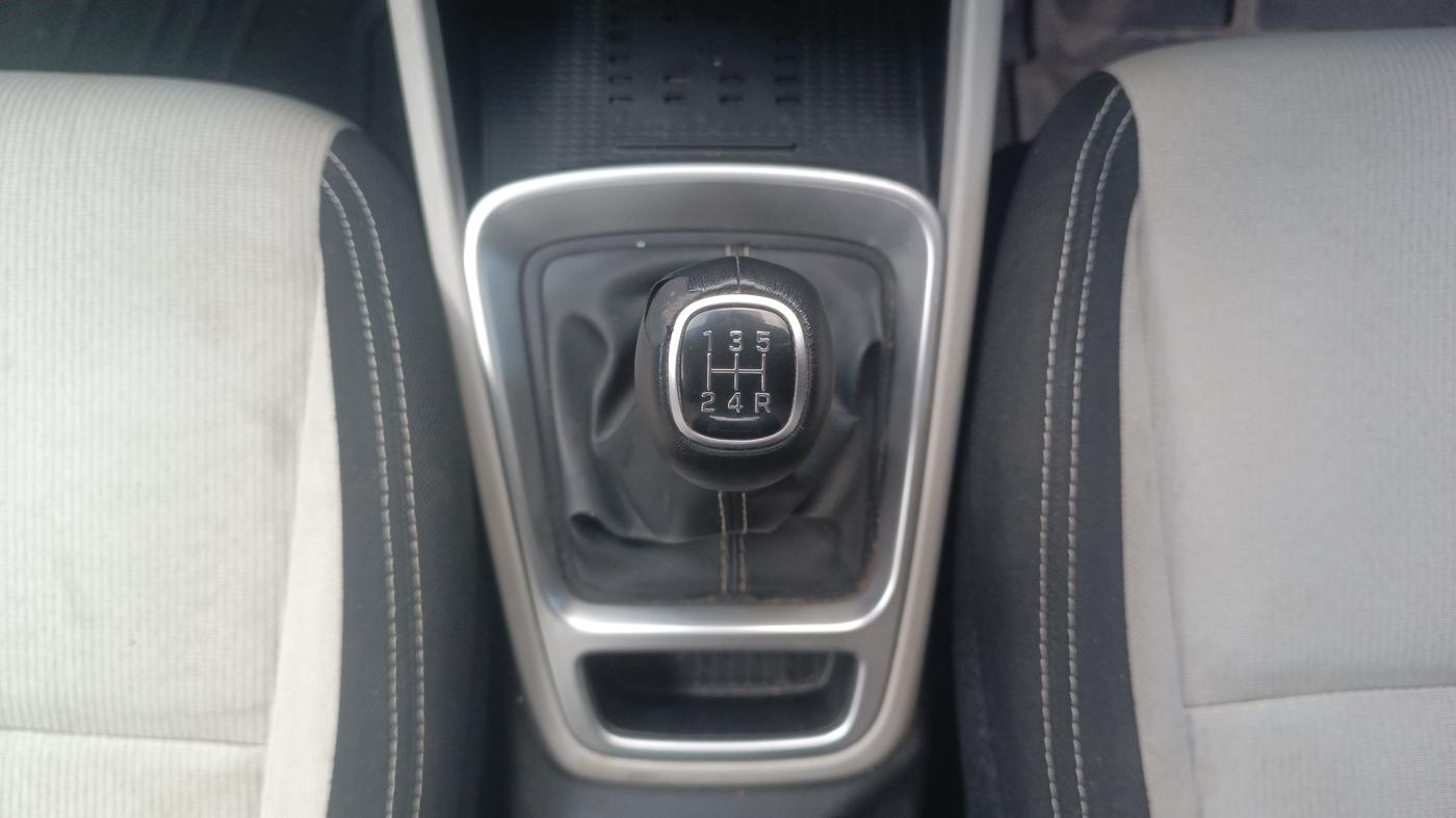 2022 Hyundai VENUE SX 1.2 PETROL, Petrol, Manual, 33,977 km, Gear Lever
