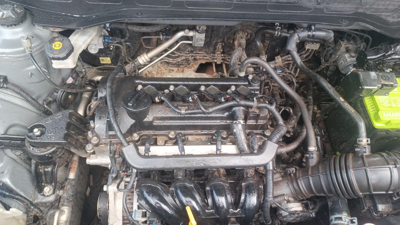 2022 Hyundai VENUE SX 1.2 PETROL, Petrol, Manual, 33,977 km, Engine View