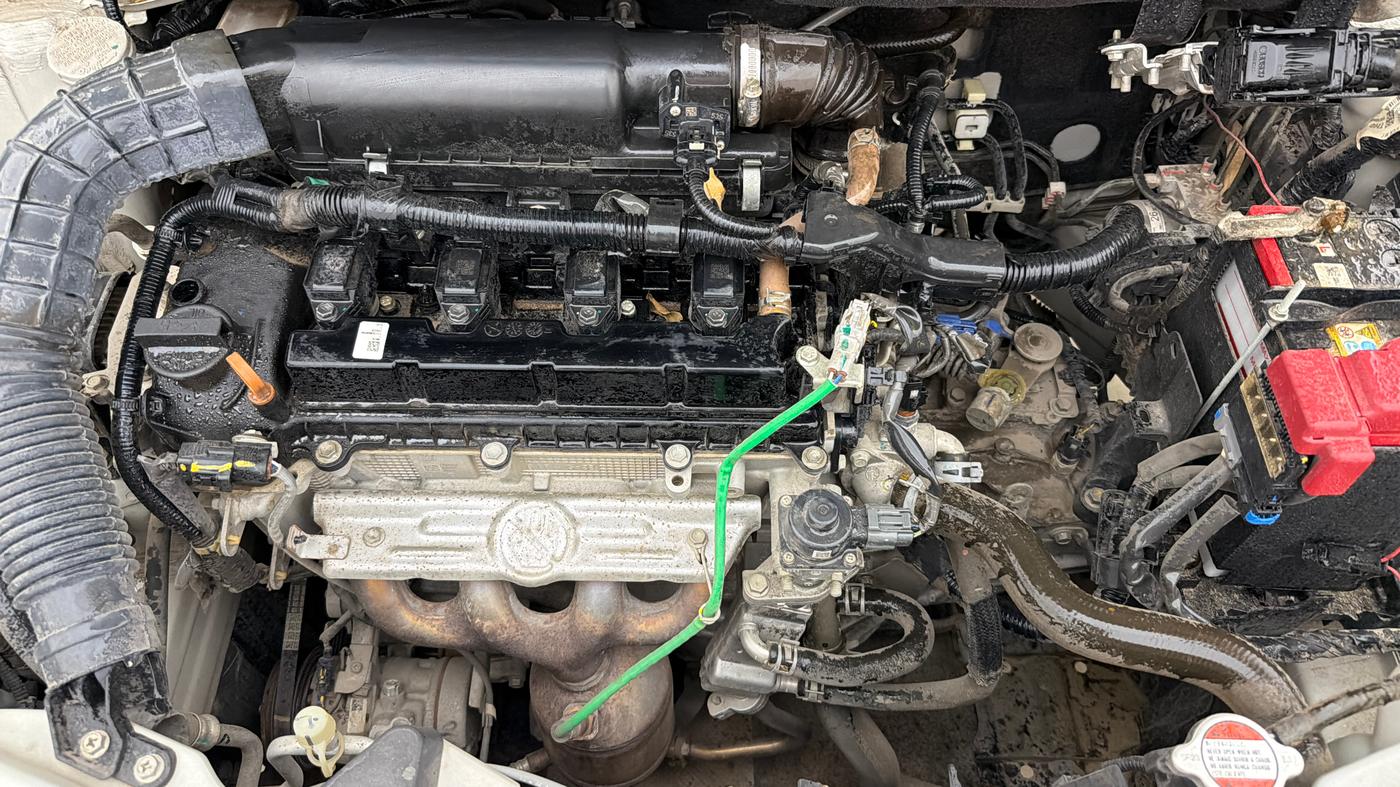 2023 Maruti Swift LXI, Petrol, Manual, 17,794 km, Engine View