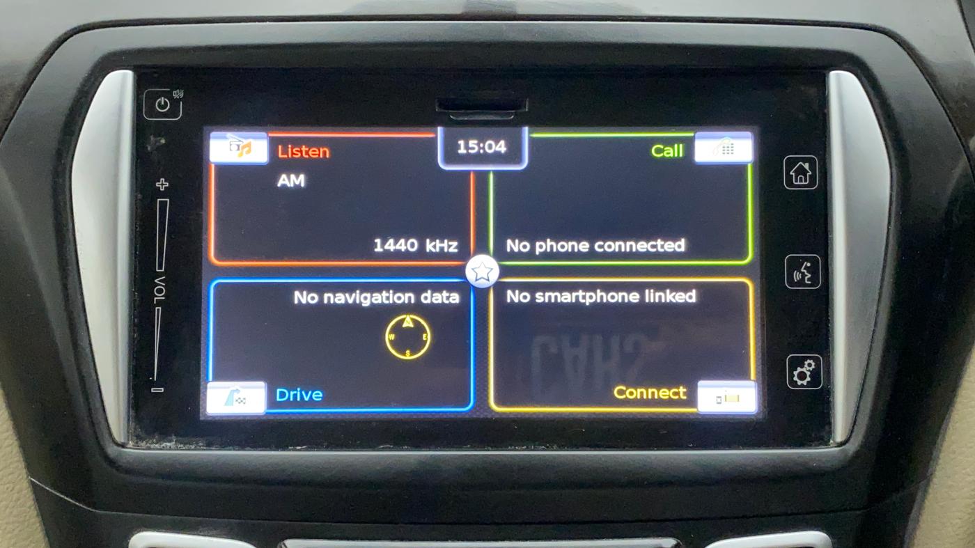 2015 Maruti Ciaz ZXI+, Petrol, Manual, 74,946 km, Infotainment System