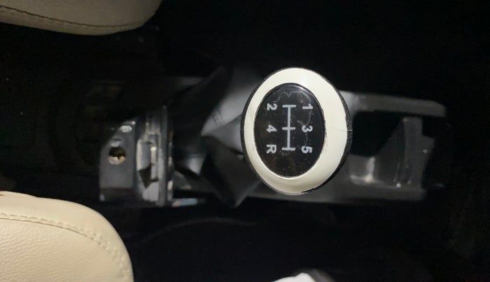 2014 Maruti Wagon R 1.0 LXI, Petrol, Manual, 73,950 km, Gear Lever