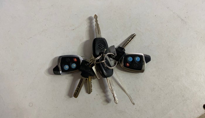 2014 Maruti Wagon R 1.0 LXI, Petrol, Manual, 73,950 km, Key Close Up