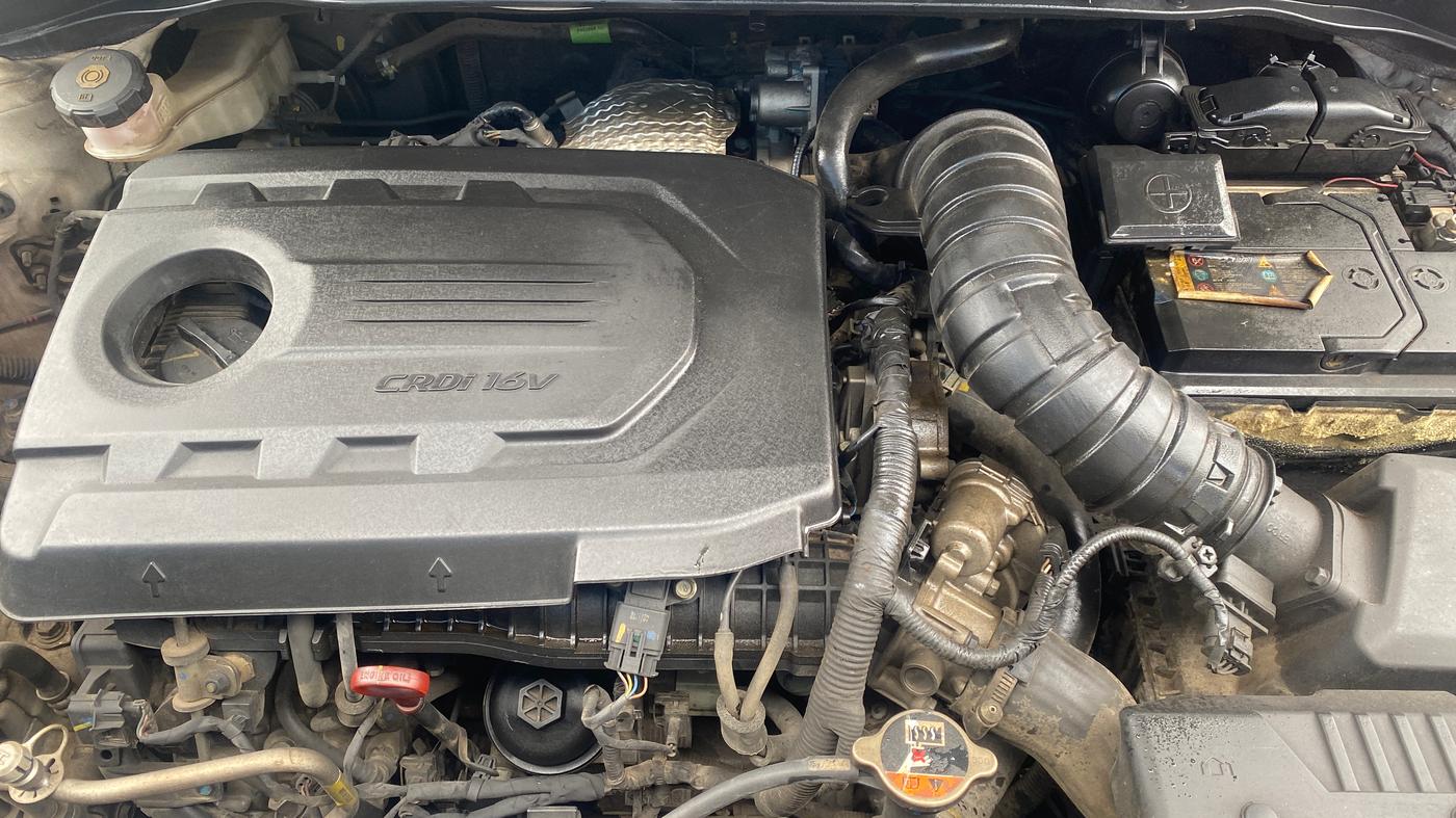 2023 KIA CARENS PREMIUM 1.5 DIESEL IMT 7 STR, Diesel, Manual, 83,942 km, Engine View