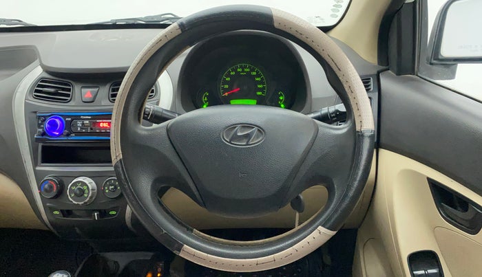 2013 Hyundai Eon ERA +, CNG, Manual, 1,00,019 km, Steering Wheel Close Up