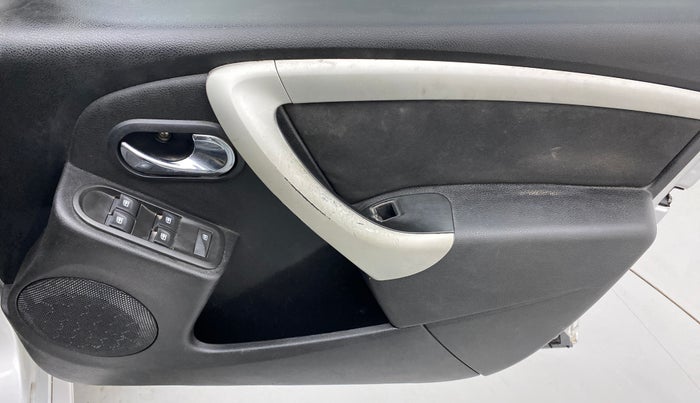 2017 Nissan Terrano XL D PLUS, Diesel, Manual, 91,406 km, Driver Side Door Panels Control