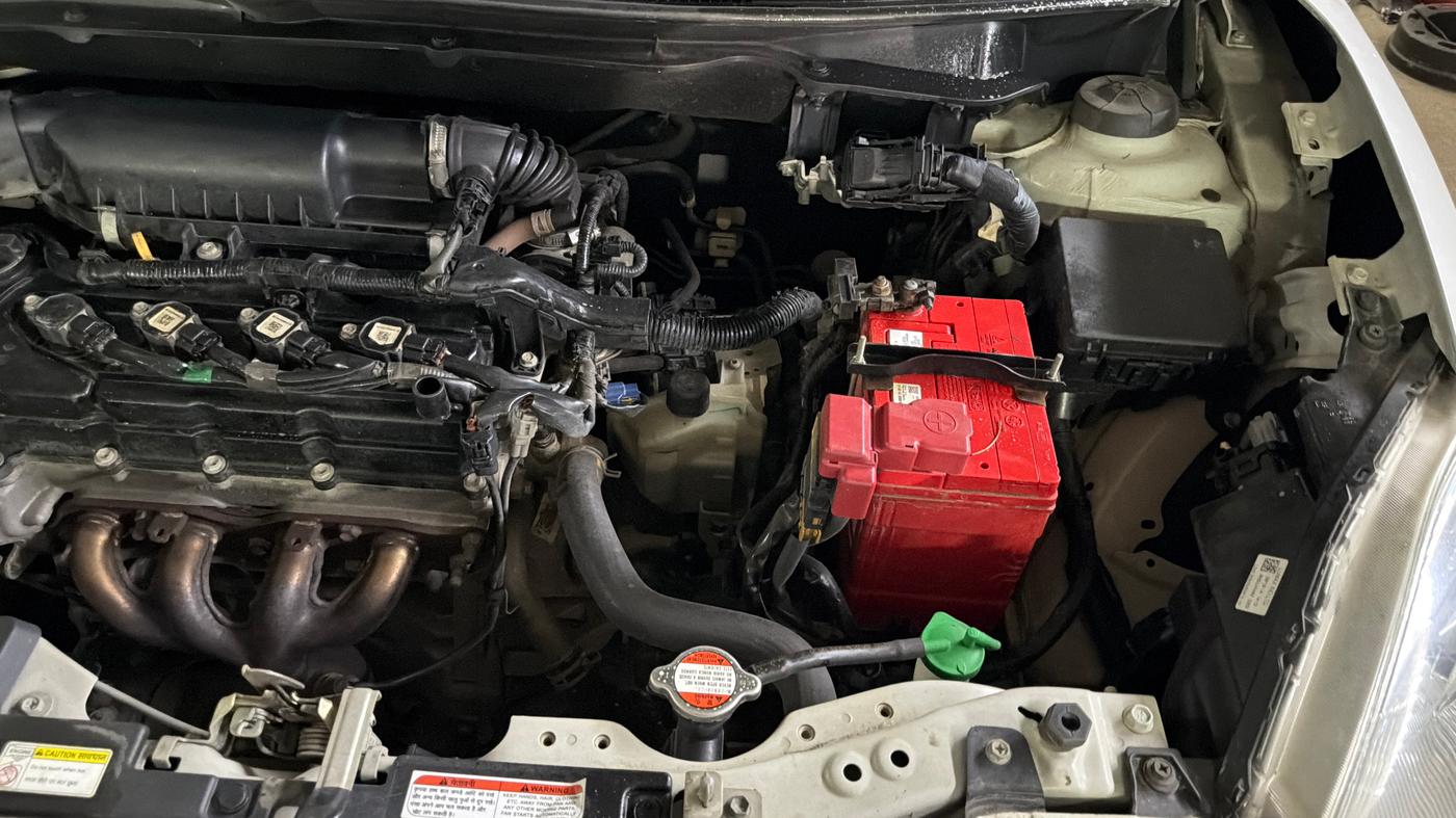2019 Maruti Dzire ZXI AMT, Petrol, Automatic, 61,101 km, Engine View - Left