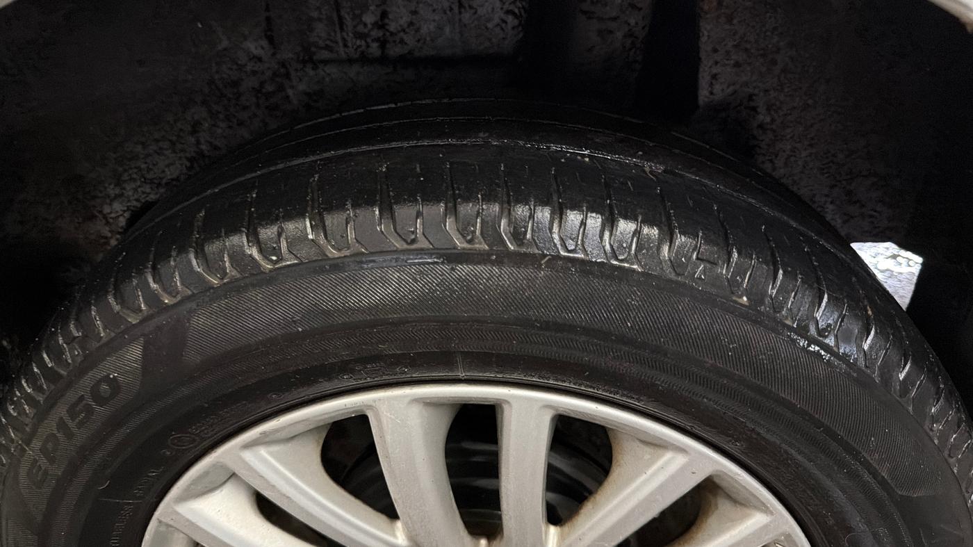 2019 Maruti Dzire ZXI AMT, Petrol, Automatic, 61,101 km, Left Rear Tyre Tread
