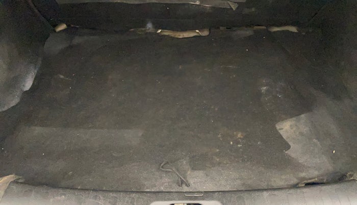 2014 Maruti Swift Dzire VDI, Diesel, Manual, 1,46,717 km, Boot Inside