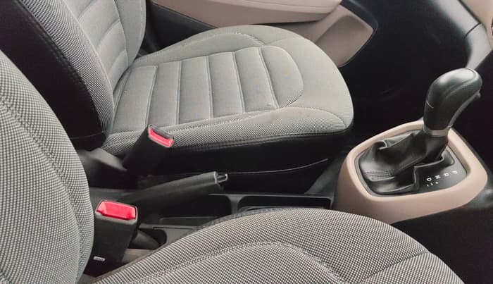 2018 Hyundai Grand i10 MAGNA AT 1.2 KAPPA VTVT, Petrol, Automatic, 21,422 km, Gear Lever
