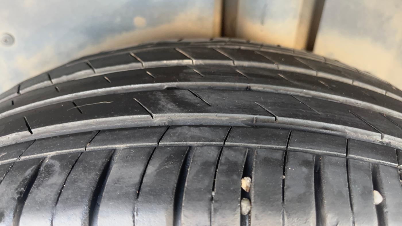 2023 MG HECTOR SAVVY PRO 1.5 TURBO CVT PETROL, Petrol, Automatic, 36,957 km, Left Rear Tyre Tread