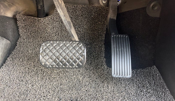 2023 MG HECTOR SAVVY PRO 1.5 TURBO CVT PETROL, Petrol, Automatic, 36,916 km, Pedals