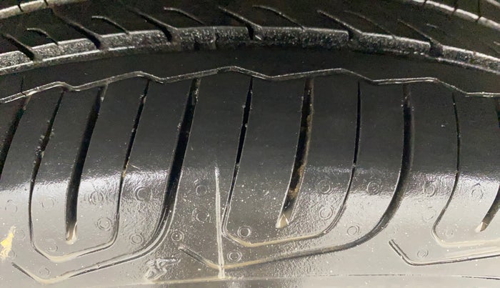 2022 Skoda SLAVIA AMBITION 1.0L TSI AT, Petrol, Automatic, 59,150 km, Left Front Tyre Tread