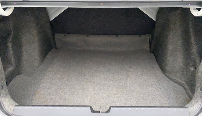2018 Honda City SV MT PETROL, Petrol, Manual, 48,125 km, Boot Inside
