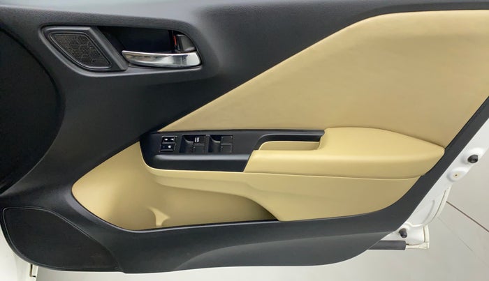 2018 Honda City SV MT PETROL, Petrol, Manual, 48,125 km, Driver Side Door Panels Control