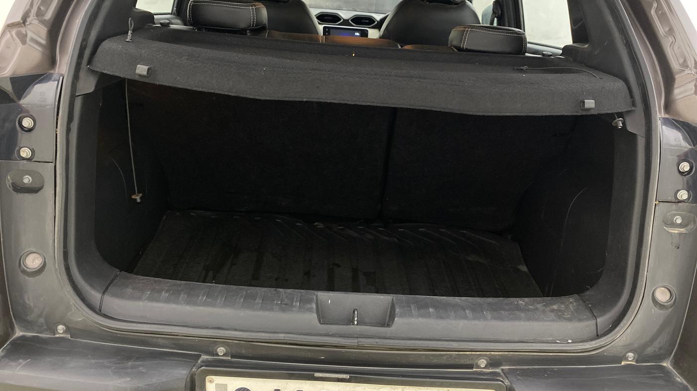2022 Nissan MAGNITE XV TURBO CVT, Petrol, Automatic, 45,745 km, Boot Inside