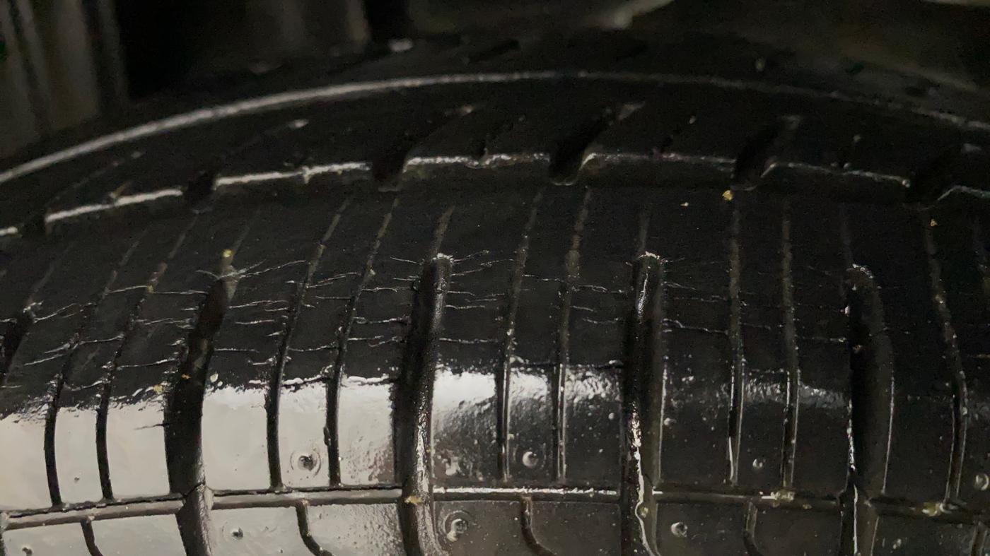 2013 Maruti Alto 800 LXI, Petrol, Manual, 13,708 km, Left Rear Tyre Tread