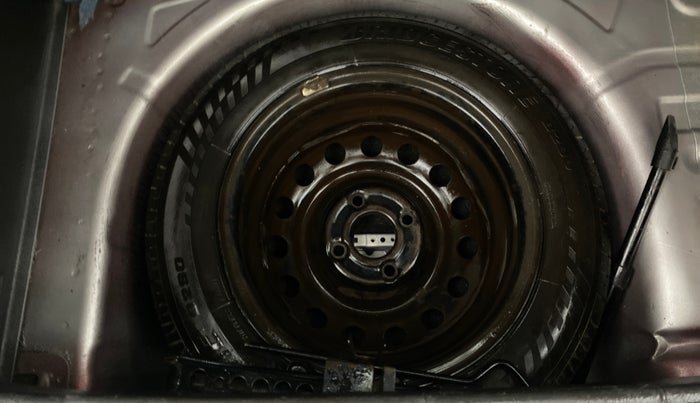 2015 Ford New Figo TREND 1.2 PETROL, Petrol, Manual, 97,235 km, Spare Tyre