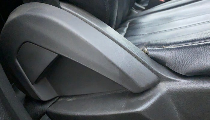 2018 Ford FREESTYLE TREND 1.5 TDCI MT, Diesel, Manual, 85,142 km, Driver Side Adjustment Panel
