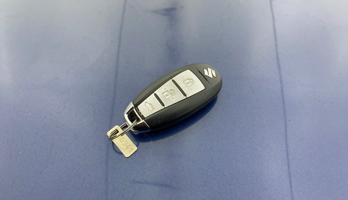 2017 Maruti Ciaz ALPHA 1.4 PETROL, Petrol, Manual, 1,20,798 km, Key Close Up