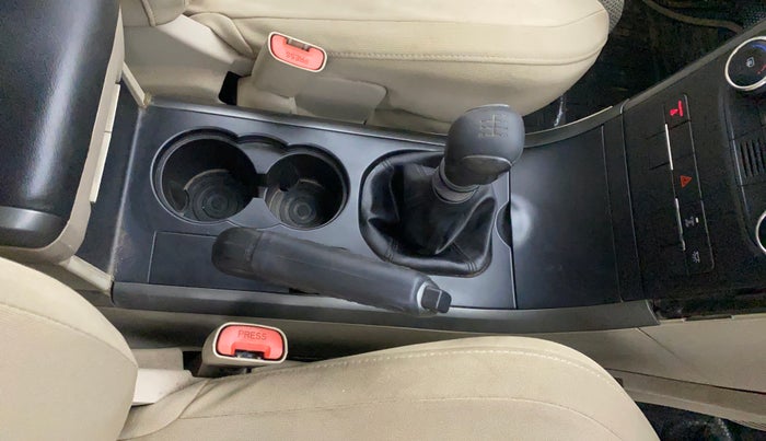 2016 Mahindra XUV500 W6, Diesel, Manual, 53,978 km, Gear Lever