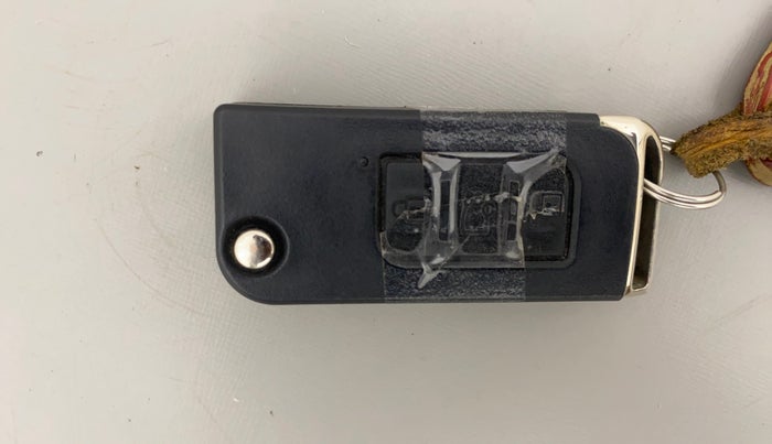 2016 Mahindra XUV500 W6, Diesel, Manual, 53,978 km, Key Close Up