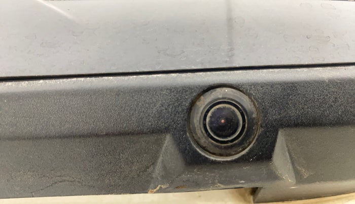 2016 Mahindra XUV500 W6, Diesel, Manual, 53,978 km, Parking Camera