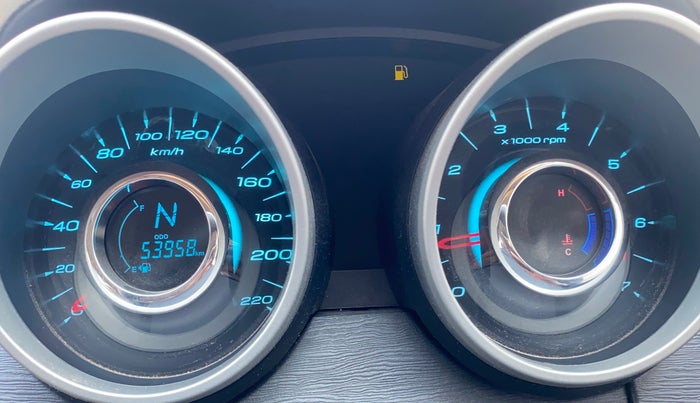 2016 Mahindra XUV500 W6, Diesel, Manual, 53,978 km, Odometer Image