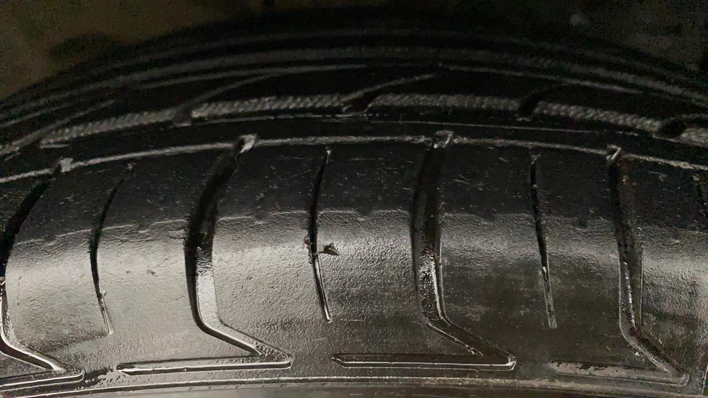2019 Hyundai Creta SX 1.6 PETROL, Petrol, Manual, 69,869 km, Right Front Tyre Tread