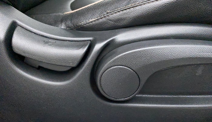 2019 Hyundai Creta SX 1.6 PETROL, Petrol, Manual, 69,869 km, Driver Side Adjustment Panel
