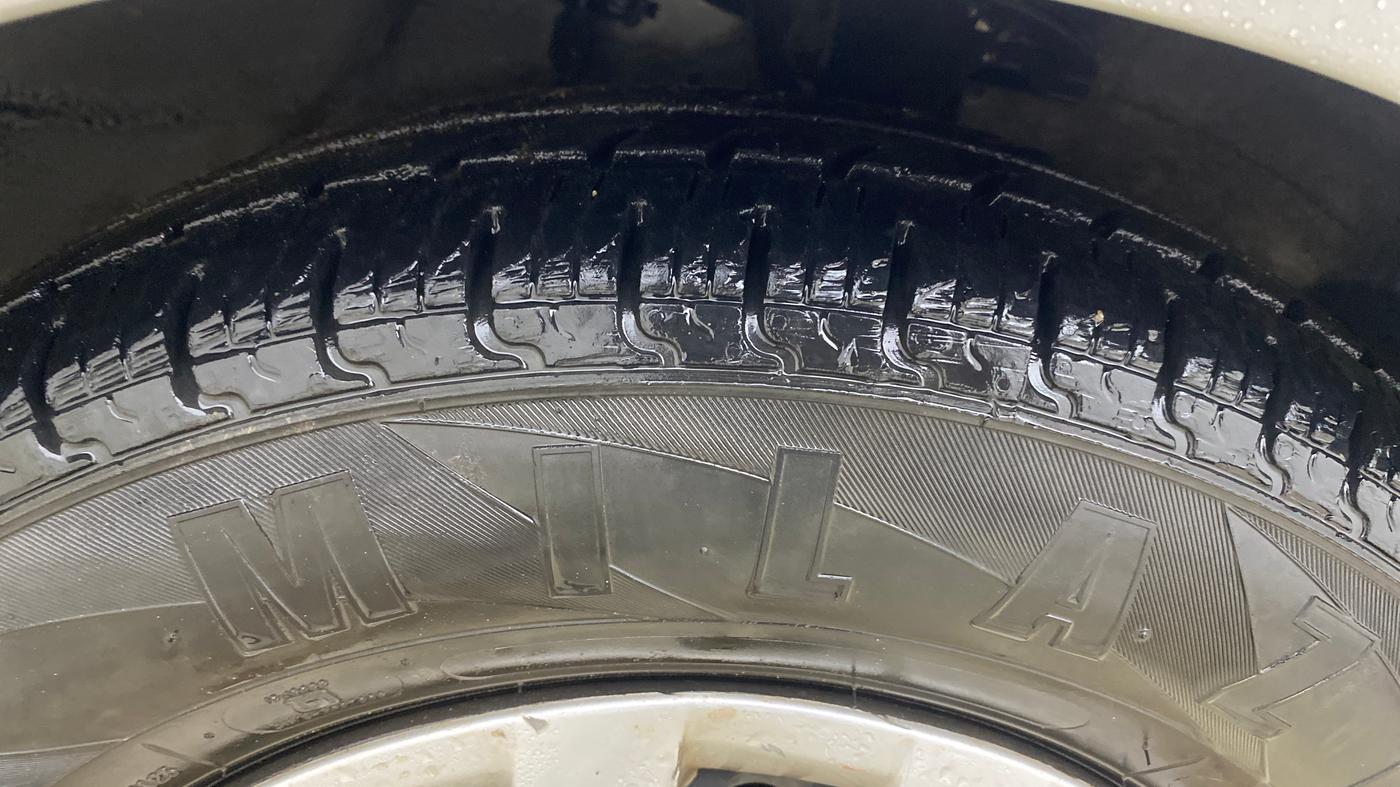 2014 Hyundai i10 SPORTZ 1.1, Petrol, Manual, 74,383 km, Right Front Tyre Tread