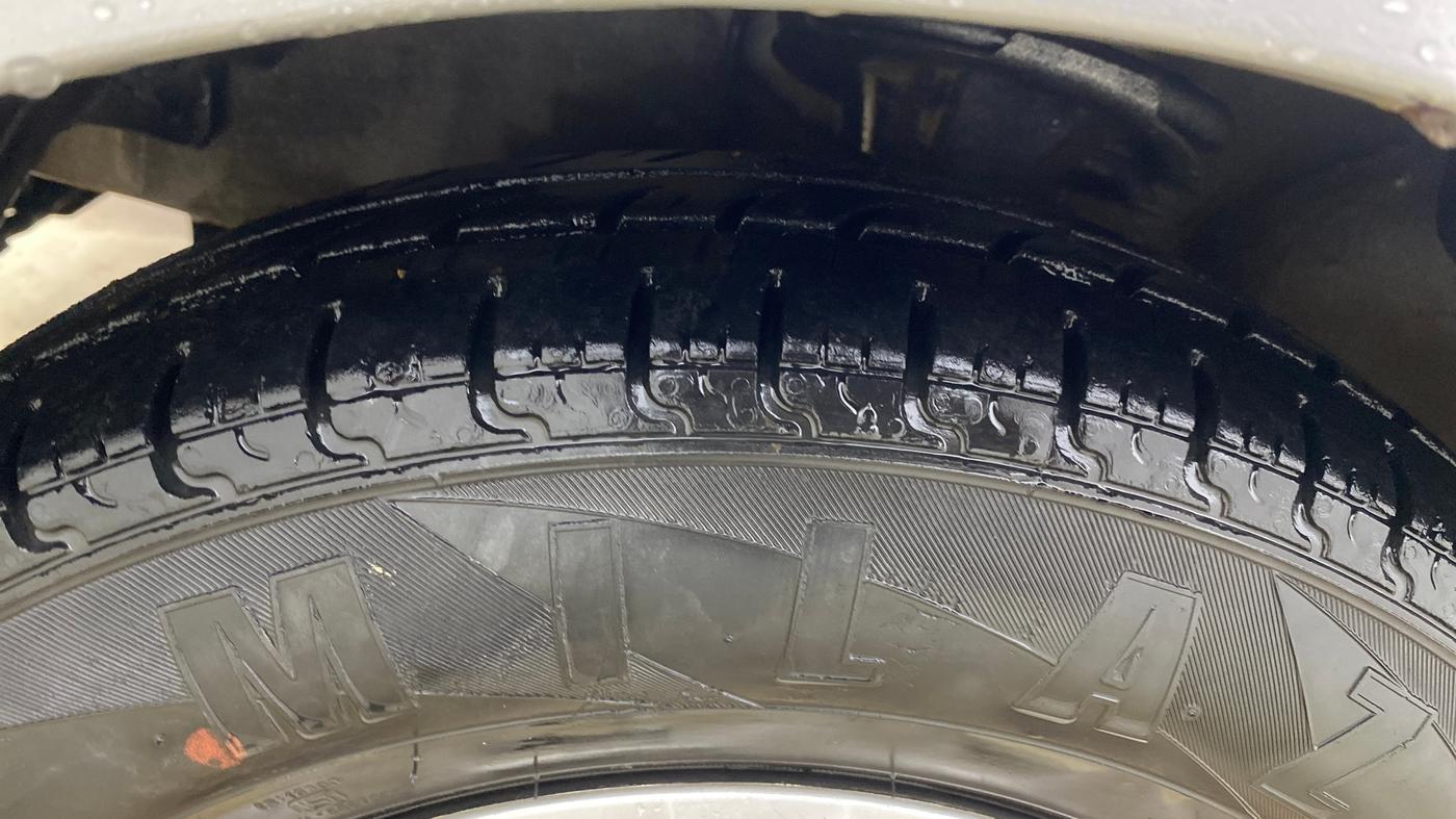 2014 Hyundai i10 SPORTZ 1.1, Petrol, Manual, 74,383 km, Left Front Tyre Tread