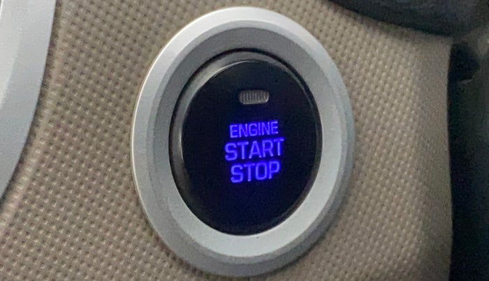 2017 Hyundai Creta SX PLUS AT 1.6 PETROL, Petrol, Automatic, 68,664 km, Keyless Start/ Stop Button