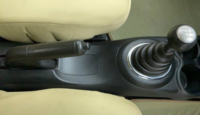 2013 Honda Amaze 1.2 SMT I VTEC, Petrol, Manual, 89,718 km, Gear Lever