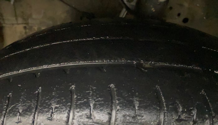 2015 Honda Amaze 1.2L I-VTEC S, Petrol, Manual, 50,278 km, Left Front Tyre Tread