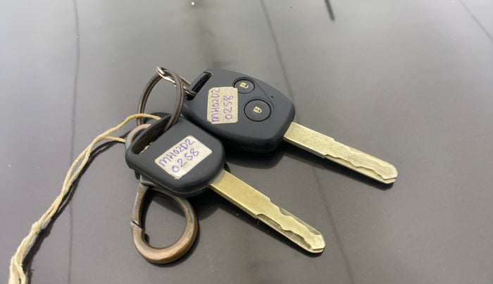 2015 Honda Amaze 1.2L I-VTEC S, Petrol, Manual, 51,855 km, Key Close Up