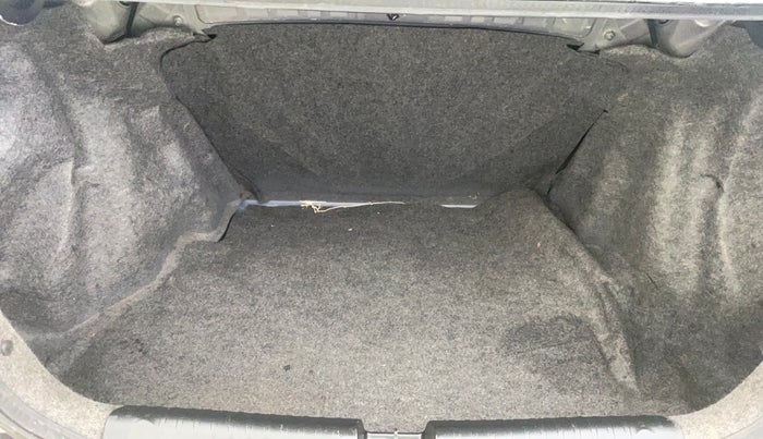 2015 Honda Amaze 1.2L I-VTEC S, Petrol, Manual, 51,855 km, Boot Inside