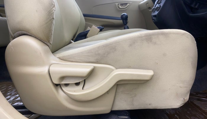 2015 Honda Amaze 1.2L I-VTEC S, Petrol, Manual, 51,855 km, Driver Side Adjustment Panel