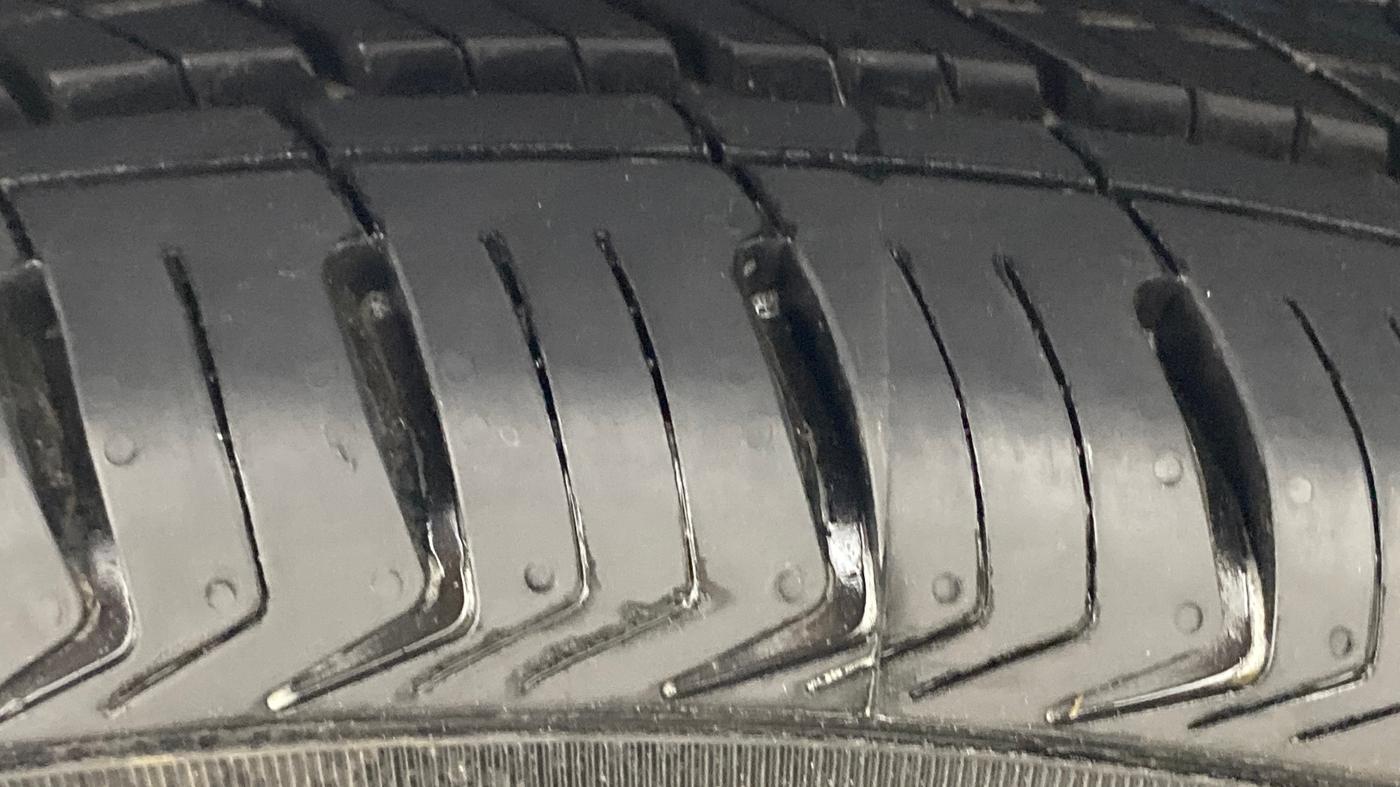 2018 Hyundai Elite i20 ASTA 1.2  CVT, Petrol, Automatic, 42,844 km, Left Front Tyre Tread